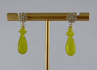 金色钻花朵平安瓶耳钉 - 图片 3