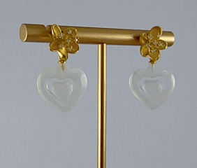 金色花蕊形桃心耳钉 - 图片 3