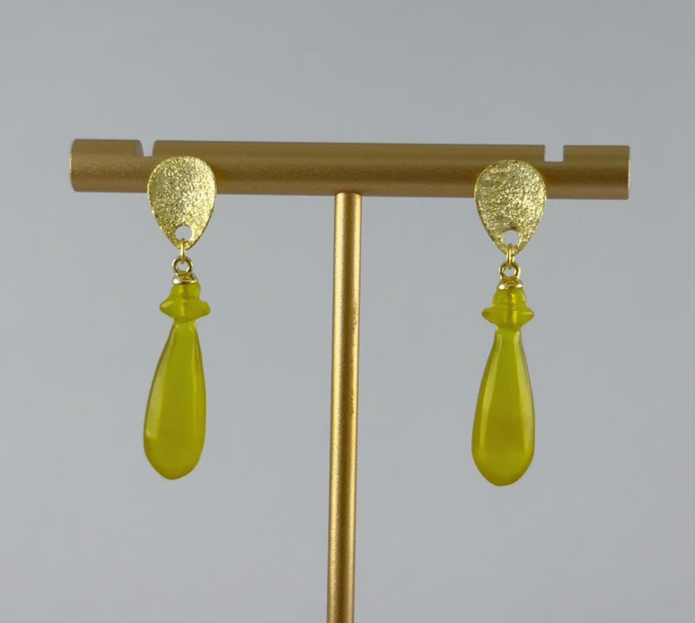 金色水滴形平安瓶耳钉 - 图片 4