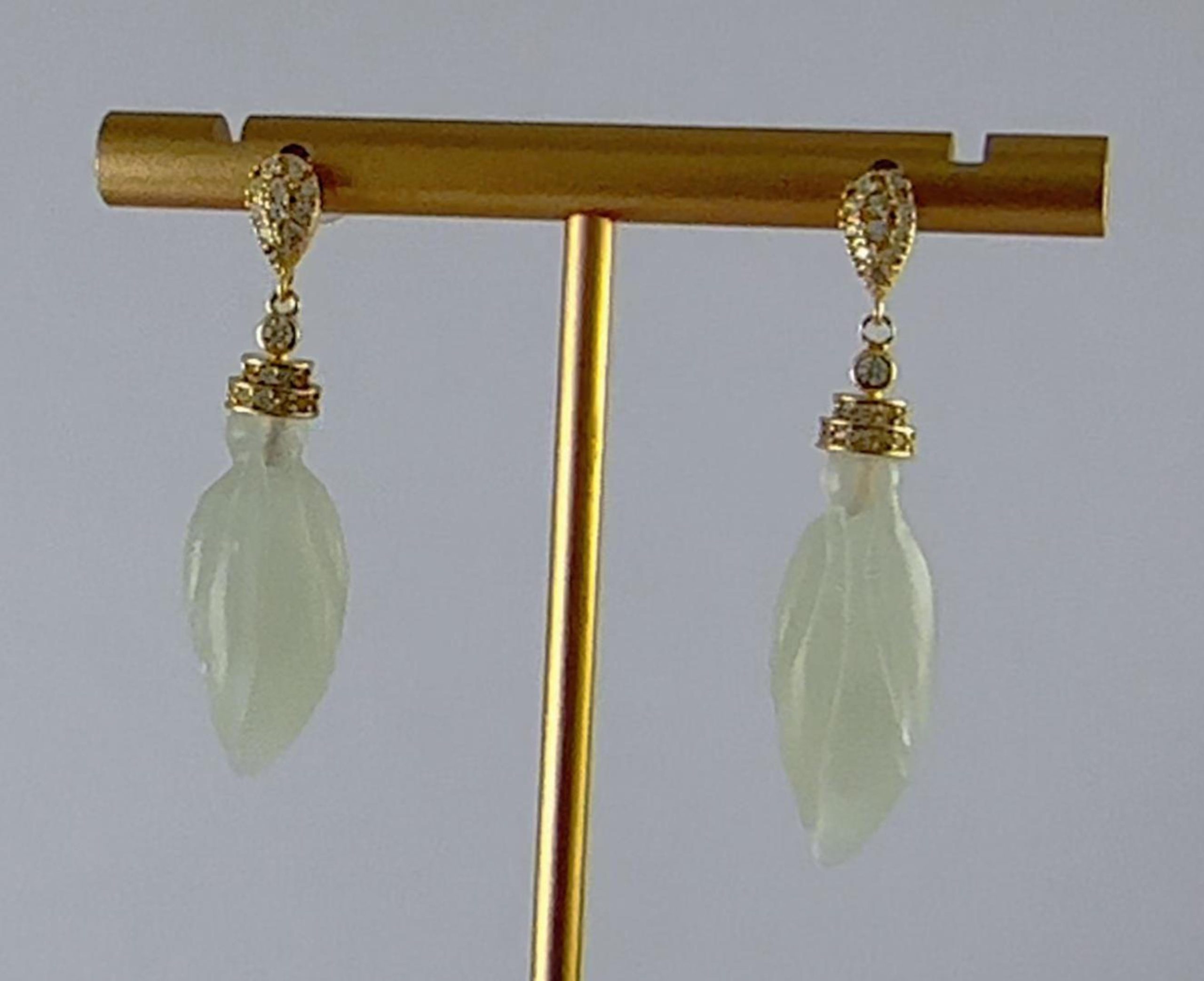 金色2层水滴形大玉兰花耳钉 - 图片 6