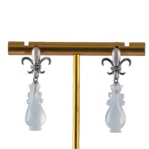 银色三叉戟形如意瓶耳钉