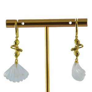 金色飘带系扣形贝壳耳环