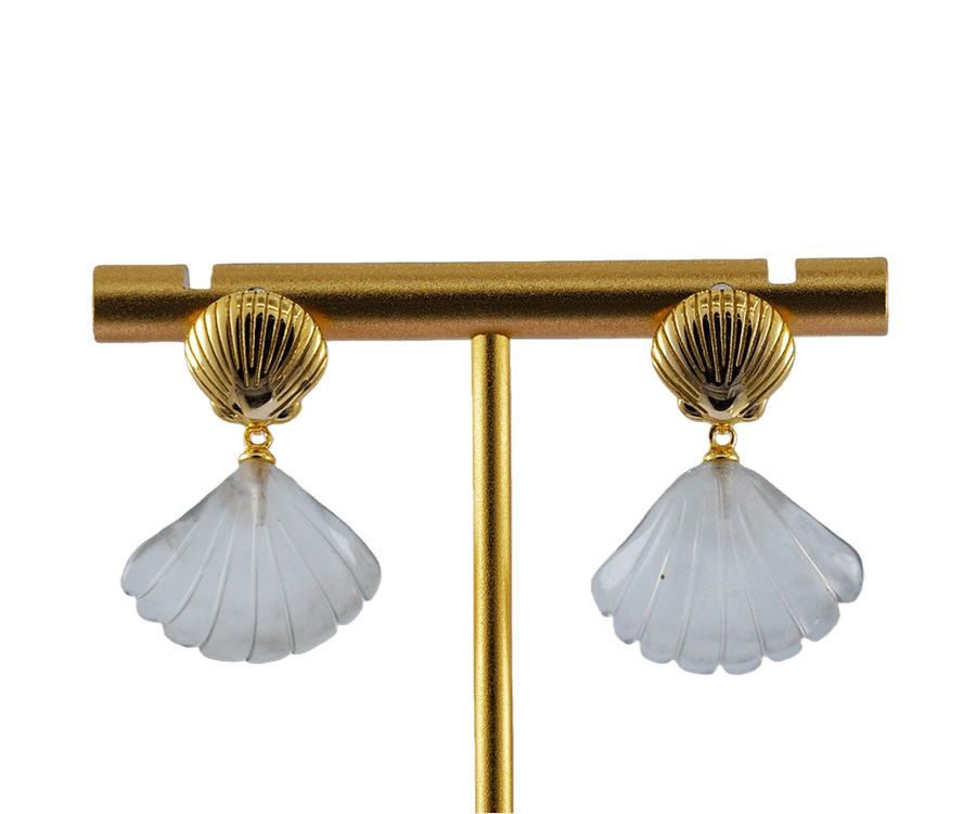 金色贝壳形贝壳耳钉