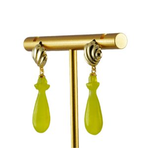 金色贝壳形平安瓶耳钉