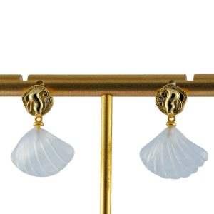 金色精灵形贝壳耳钉