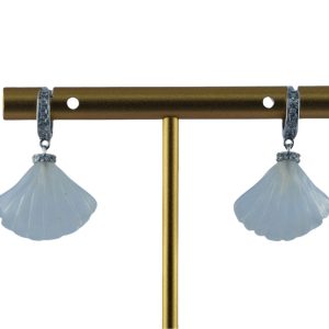 银色满镶水钻贝壳耳环