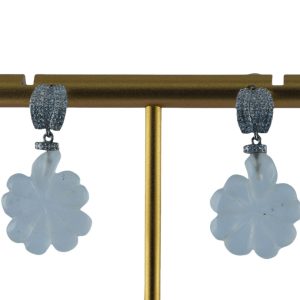 银色帆形四叶草耳钉