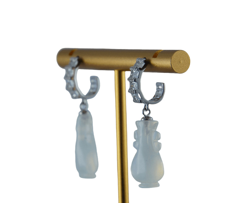 银色C形如意瓶耳钉 - 图片 2