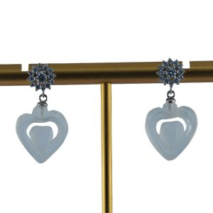 银色钻花朵桃心耳钉