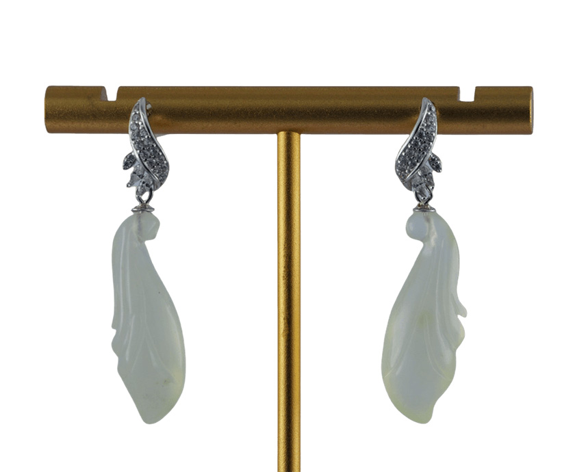 银色树叶形玉兰花耳钉