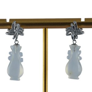 银色中国结形如意瓶耳钉