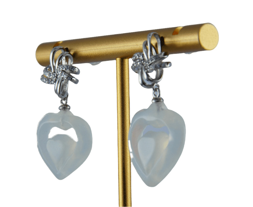 银色中国结形桃心耳钉 - 图片 2