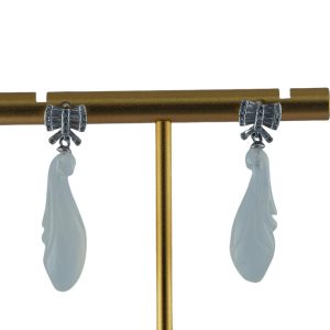 银色领结形玉兰花耳钉