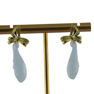 金色丝巾结形玉兰花耳钉