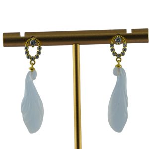 金色银圈形玉兰花耳钉