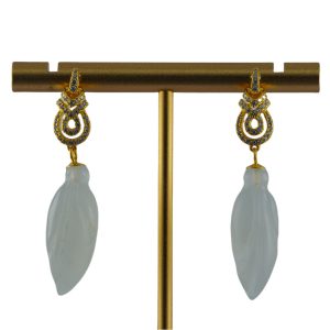 金色权杖形大玉兰花耳钉