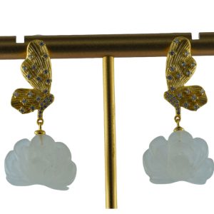 金色飞行蝴蝶形小牡丹花耳钉