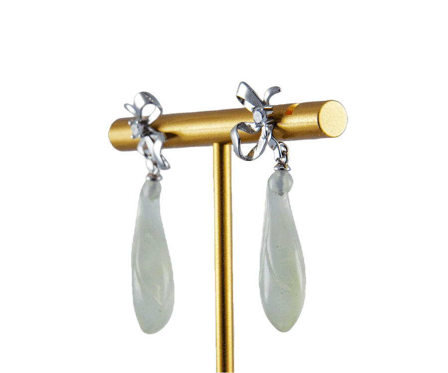 银色半丝带结形玉兰花耳钉 - 图片 2