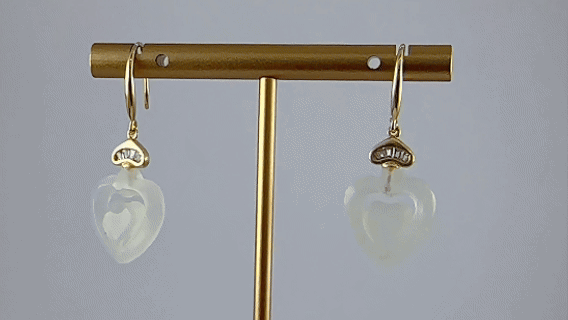 金色桃心形桃心耳钉 - 图片 4