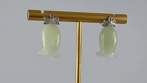 银色钻花朵铃兰花耳钉 - 图片 4