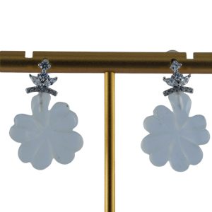 银色皇冠形四叶草耳钉