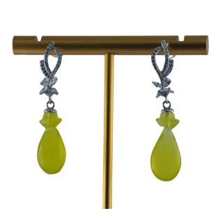 银色花苞形平安瓶耳钉