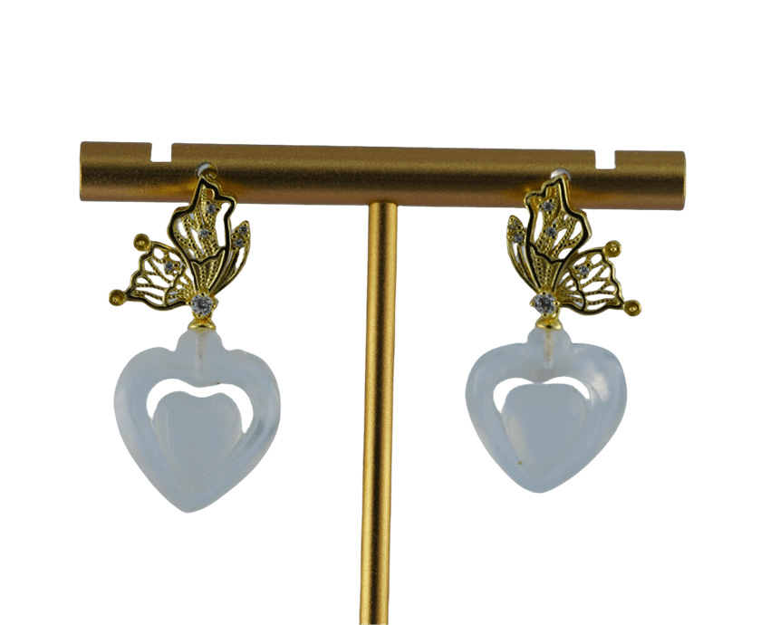 金色蝴蝶形桃心耳钉